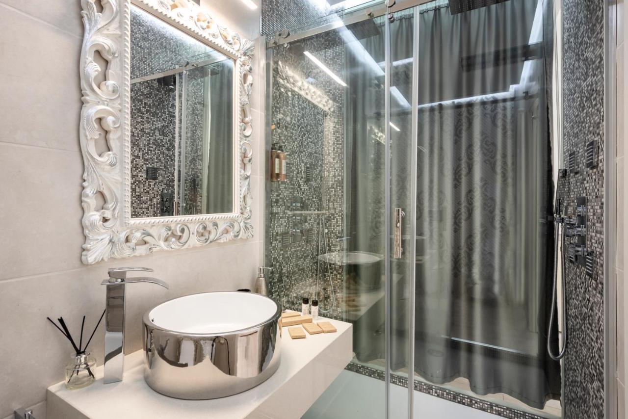 Primus Monti Suites Bagian luar foto